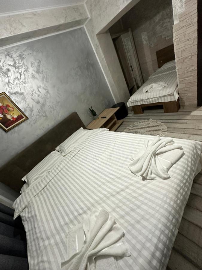 Casa Albert Luca Βασλούι Εξωτερικό φωτογραφία